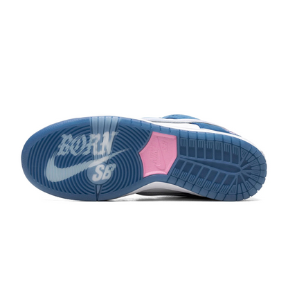 SB DUNK LOW
"Born x Raised"